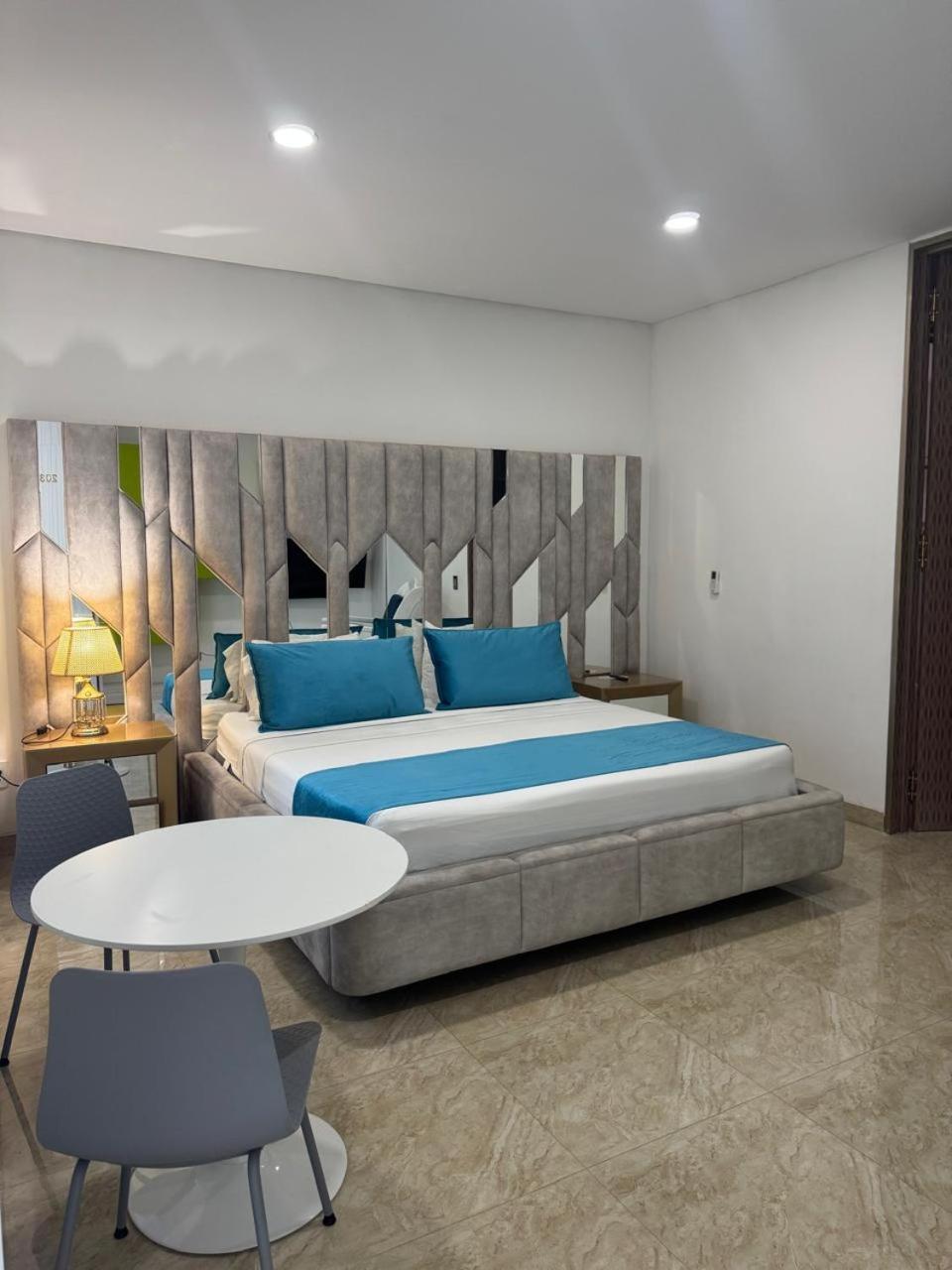Hotel Lotto Boutique Калі Екстер'єр фото